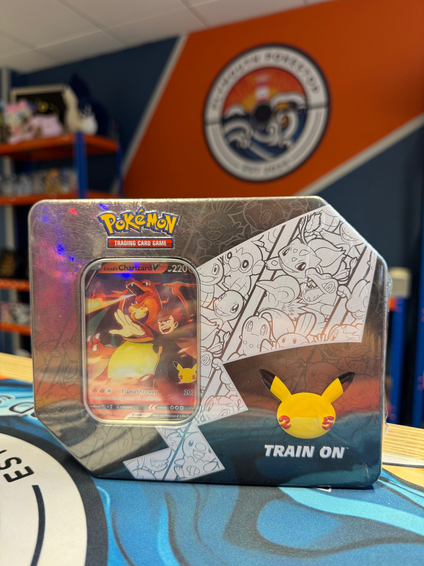 Celebrations Anniversary Big Tin - Lance's Charizard V